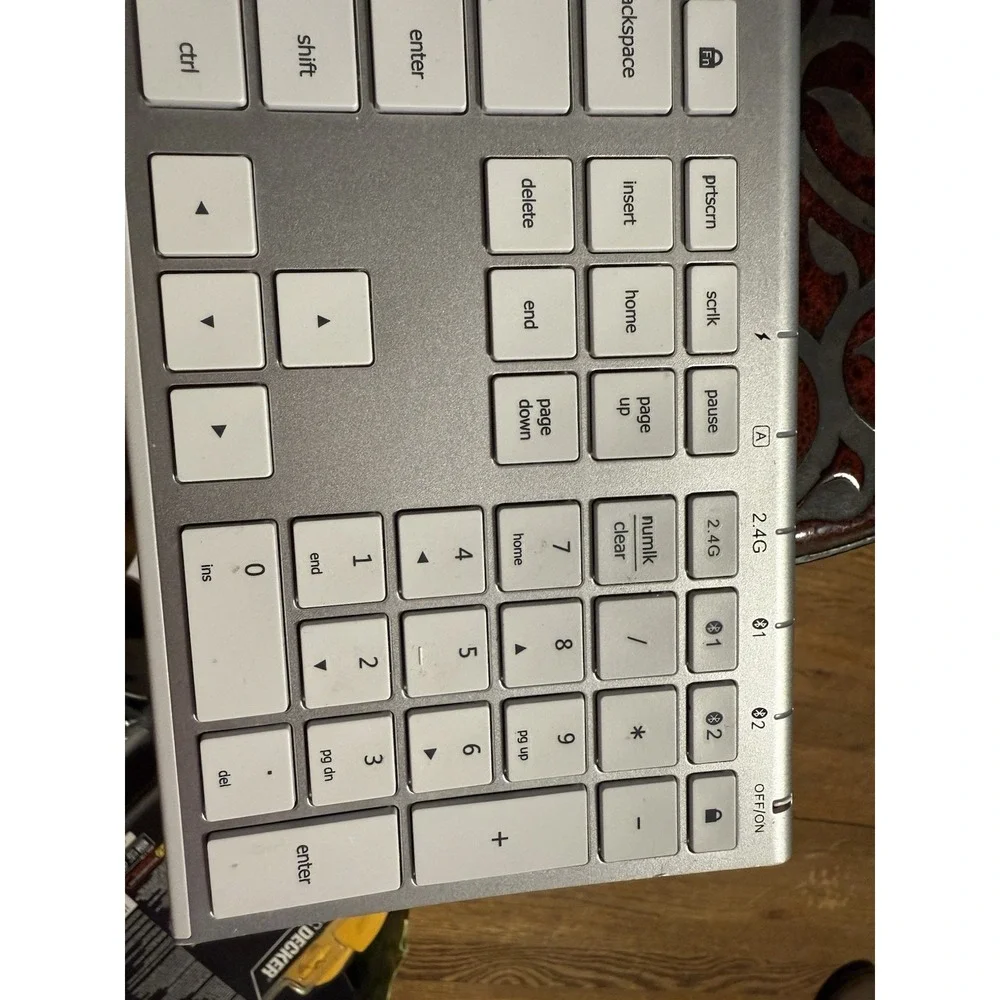 iClever DK03 Bluetooth Keyboard - 2.4G Wireless Keyboard Rechargeable‎ Bluetooth